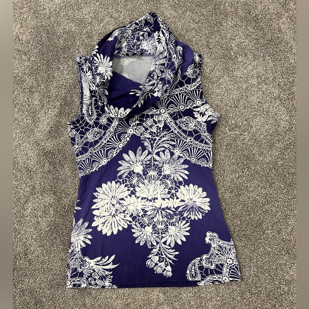 Purple and white turtle neck top